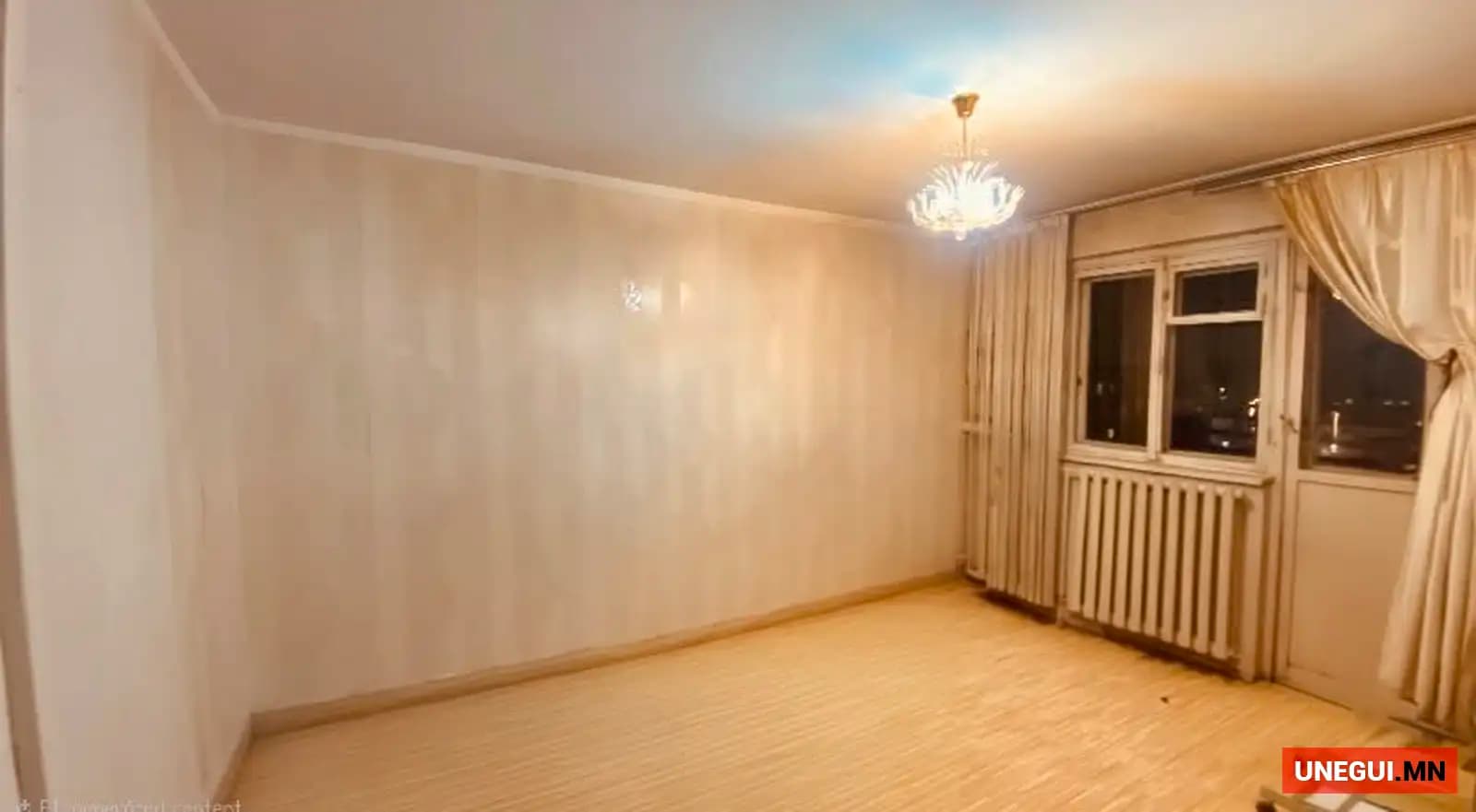 Эрдэнэт хотод 2 өрөө 60мкв байр