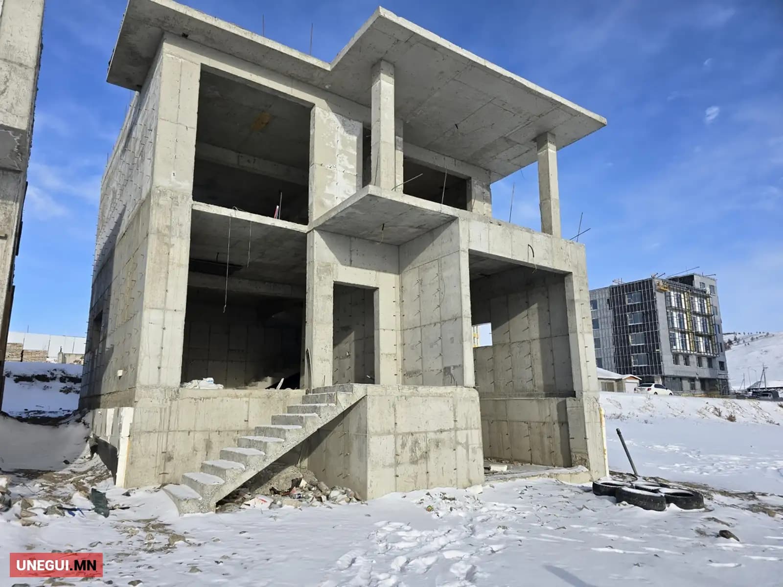 11-р хороололд хаусны бүрэн цутгамал карказ