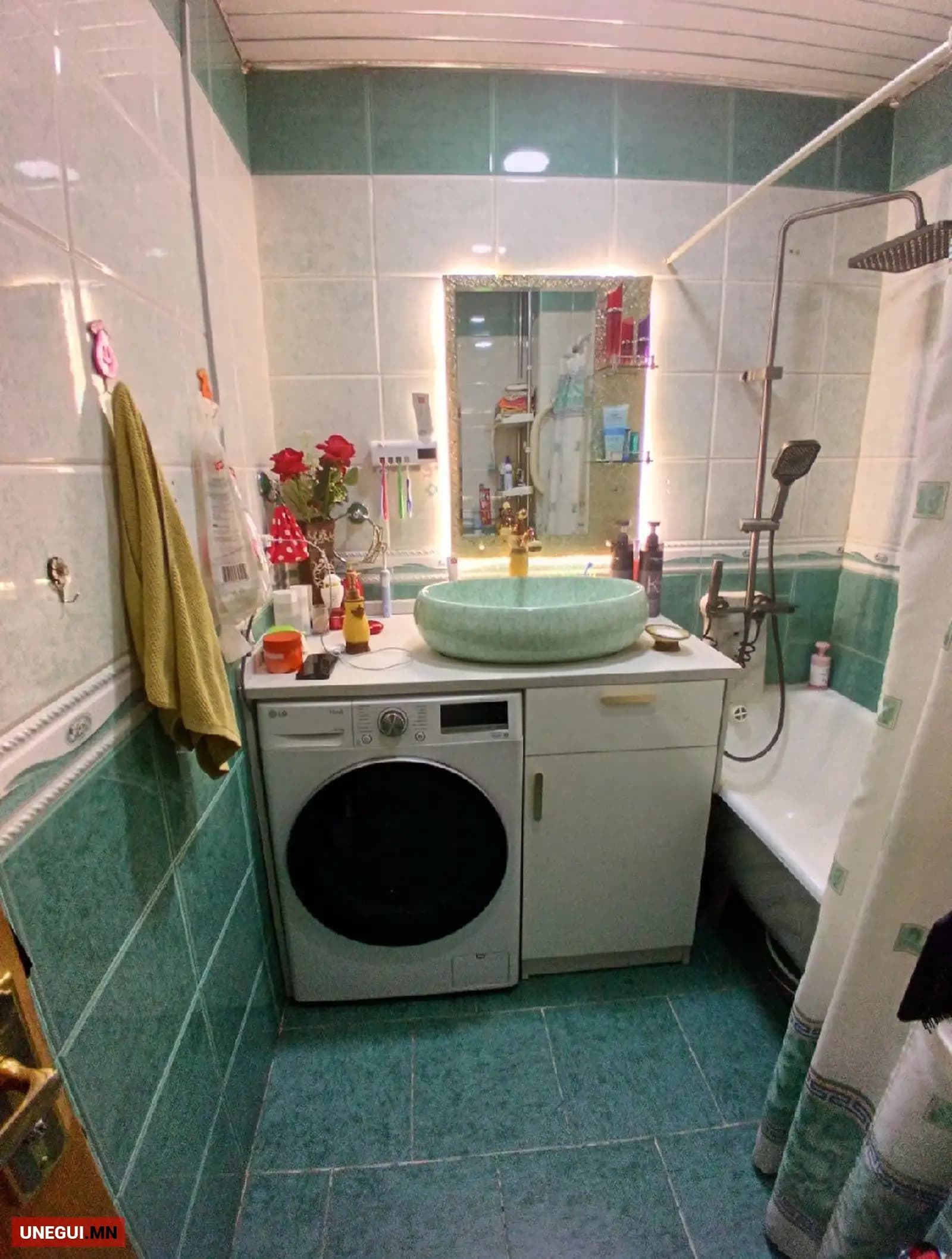 Эрдэнэтэд 2-1б-д 1 давхрын 3 өрөө байр 76 м²